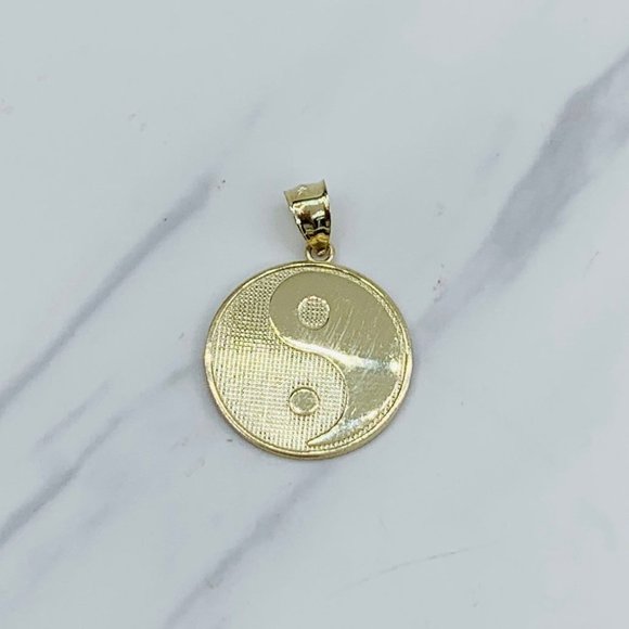 ❤️ 10k gold Pendant yin and yang - Picture 2 of 4